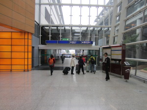 hong_kong_airport_cheap_3